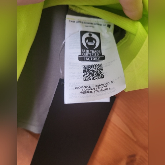 Arc'teryx Norvan Tank NWT Large - Picture 5 of 7